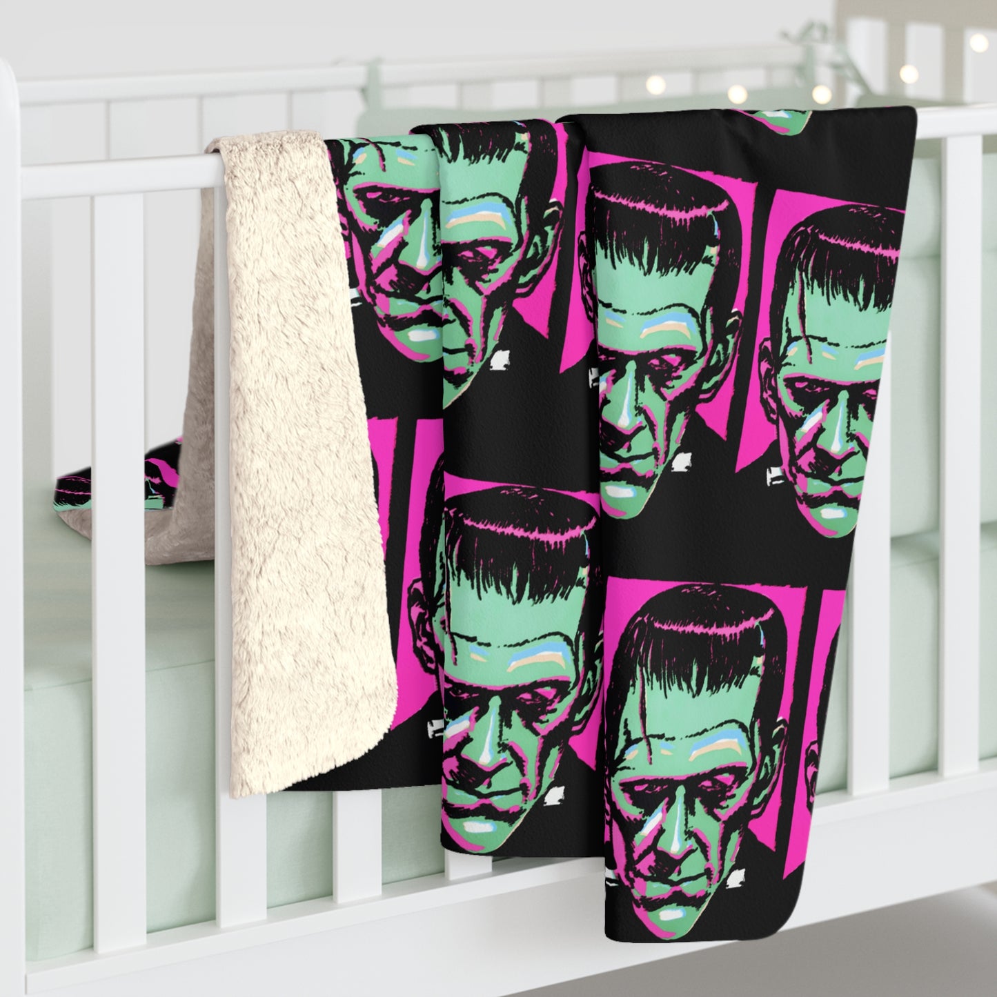 Frankenstein Monster Gothic Horror Retro Halloween Print Sherpa Fleece Blanket